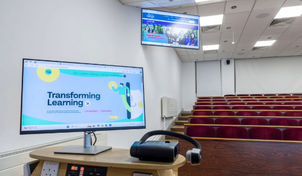 Lecture room with Hyflex technology