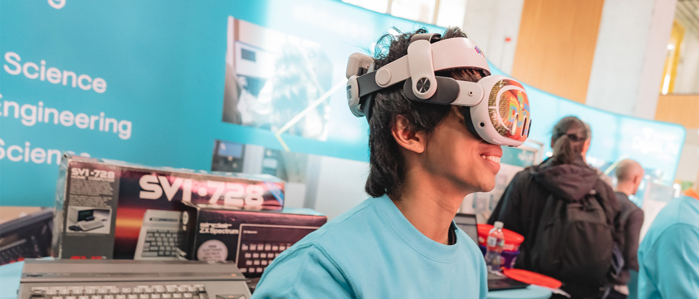 student at TU Dublin Open Day using a VR headset